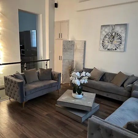 Les Champs Elysees-125M2 Modern And Spacious-3